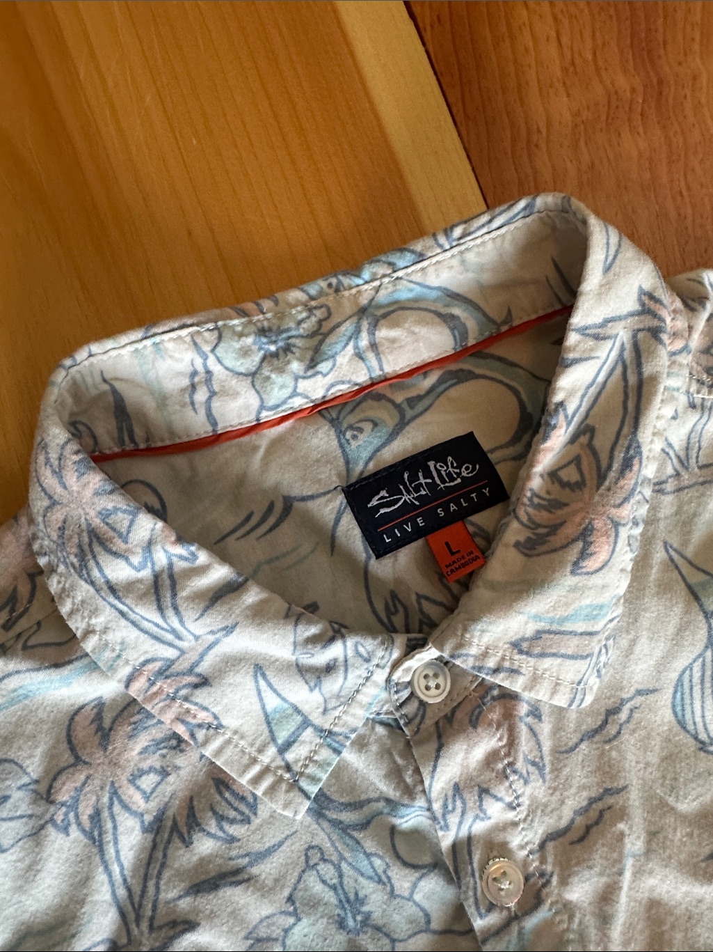 Salt Life Casual Floral Button-Down Shirt - Light Blue & Cream